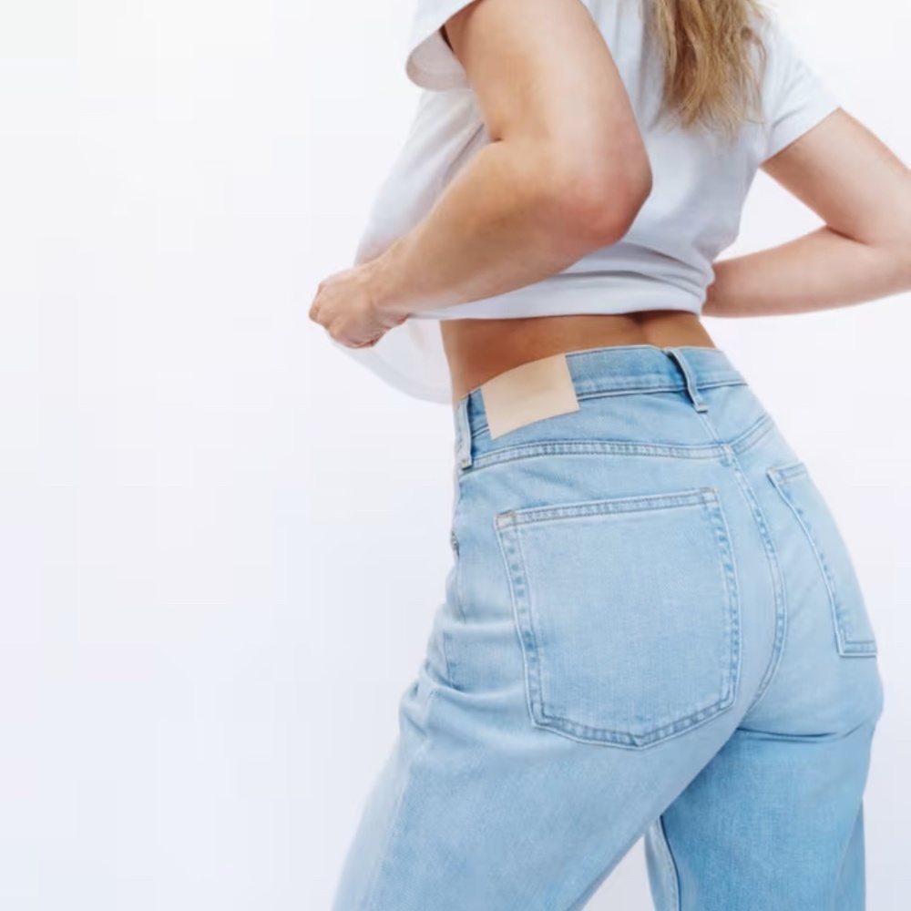 Everlane Denim— The Cheeky Jean